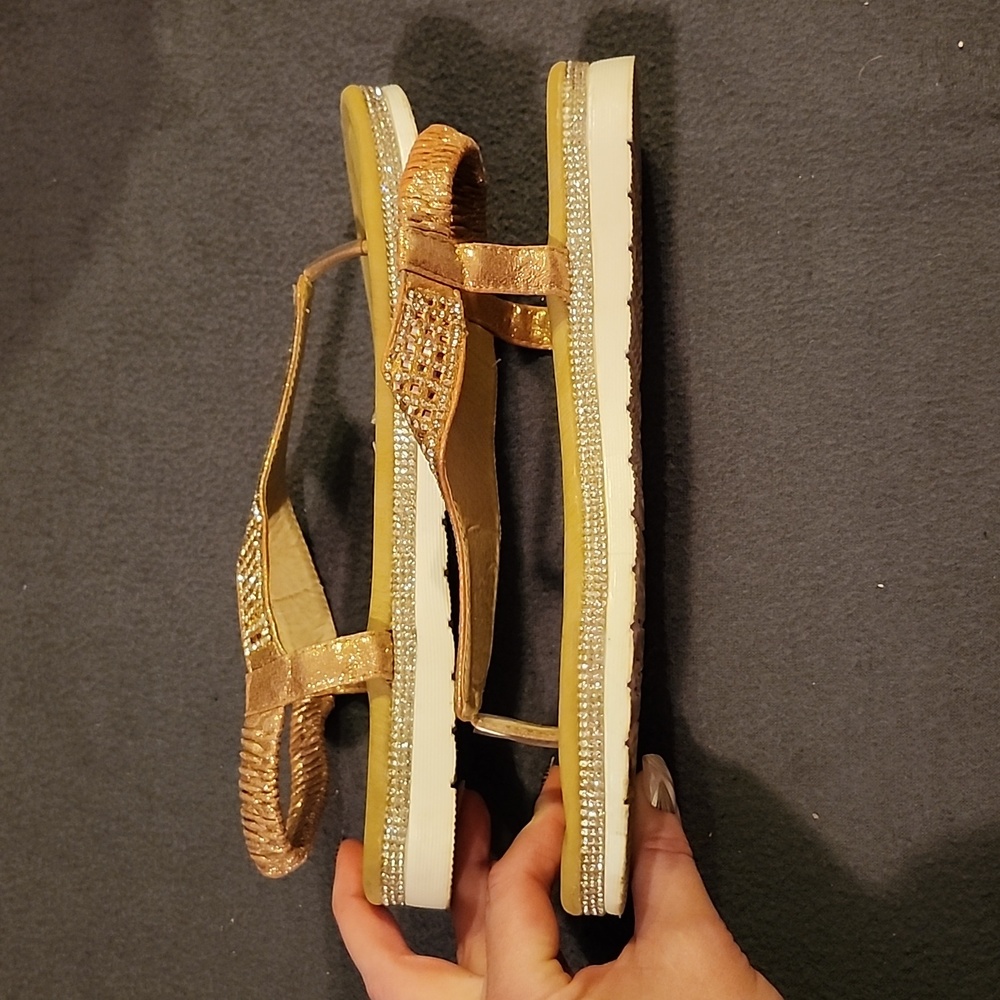💙BEDAZZLED SANDALS - Picture 5 of 7